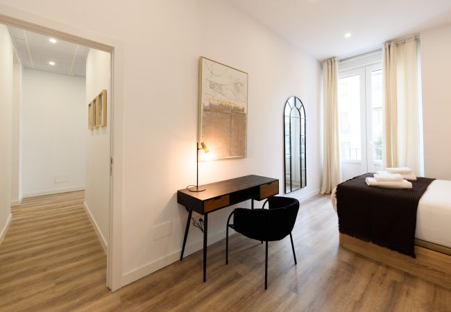 Apartamento em Madrid - Elegancia y Funcionalidad en San Bernardo: Piso con Baños en Suite Apartamento em Madrid - Elegancia y Funcionalidad en San Bernardo: Piso con Baños en Suite