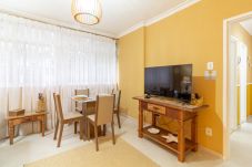 Apartamento em Rio de Janeiro - 5 minutos da praia do Leblon | AP403