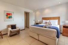 Apartamento em Rio de Janeiro - Conforto e Tranquilidade no Humaitá | M404