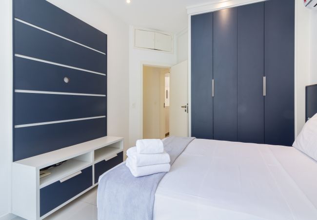Apartamento em Rio de Janeiro - Apartamento em Copacabana a 3 minutos da Praia | NSC602 Apartamento em Rio de Janeiro - Apartamento em Copacabana a 3 minutos da Praia | NSC602