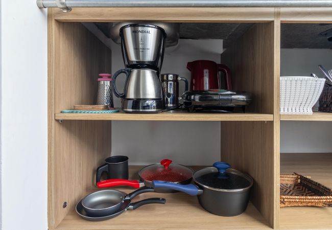 Apartamento em São Paulo - Vila Mariana, Piscina, Academia ao lado do metrô Apartamento em São Paulo - Vila Mariana, Piscina, Academia ao lado do metrô