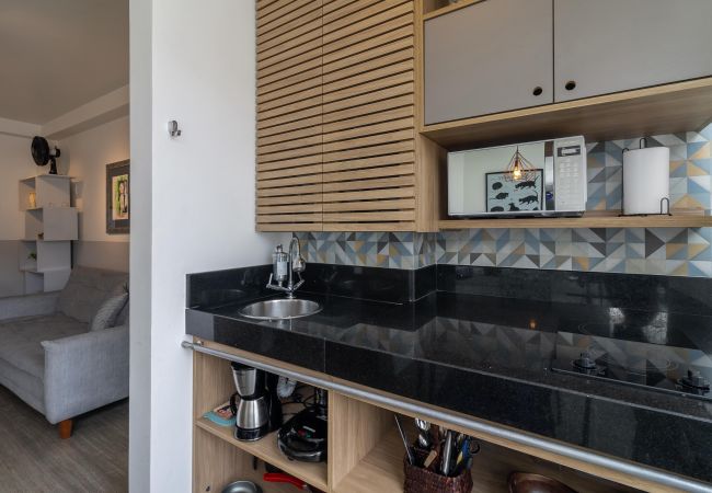 Apartamento em São Paulo - Vila Mariana, Piscina, Academia ao lado do metrô Apartamento em São Paulo - Vila Mariana, Piscina, Academia ao lado do metrô