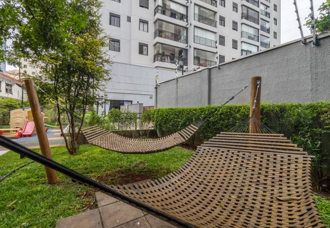 Apartamento em São Paulo - Vila Mariana, Piscina, Academia ao lado do metrô Apartamento em São Paulo - Vila Mariana, Piscina, Academia ao lado do metrô