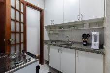 Apartamento em Rio de Janeiro - Conforto em Copacabana a 9 minutos da praia | CJ202 