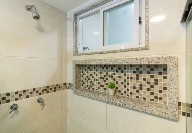 Apartamento em Rio de Janeiro - Acolhedor em Copacabana a 7 minutos da praia | FM211 Apartamento em Rio de Janeiro - Acolhedor em Copacabana a 7 minutos da praia | FM211