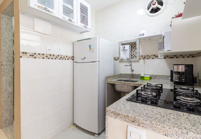 Apartamento em Rio de Janeiro - Acolhedor em Copacabana a 7 minutos da praia | FM211 Apartamento em Rio de Janeiro - Acolhedor em Copacabana a 7 minutos da praia | FM211