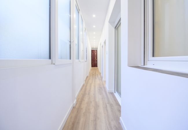 Apartamento em Madrid - Confort y estilo urbano: tu piso perfecto con 3 habitaciones  Apartamento em Madrid - Confort y estilo urbano: tu piso perfecto con 3 habitaciones