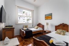 Apartamento em Rio de Janeiro - 7 minutos da praia de Ipanema | BT302B