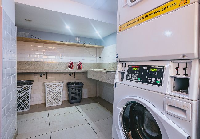 Apartamento em Salvador - Loft pet-friendly c/ Wi-Fi à 100m da praia Apartamento em Salvador - Loft pet-friendly c/ Wi-Fi à 100m da praia