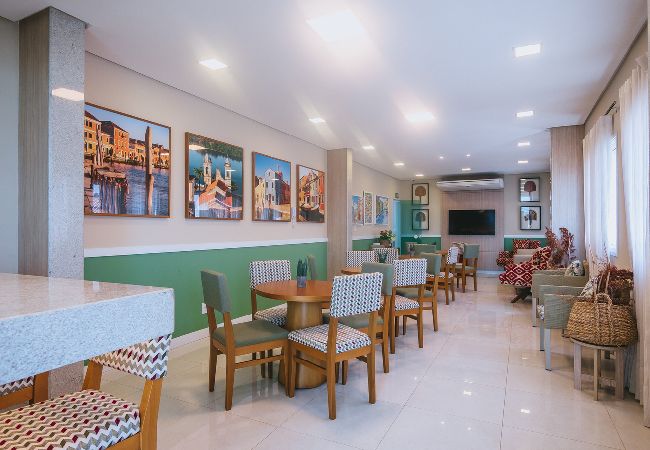 Apartamento em Salvador - Loft pet-friendly c/ Wi-Fi à 100m da praia Apartamento em Salvador - Loft pet-friendly c/ Wi-Fi à 100m da praia