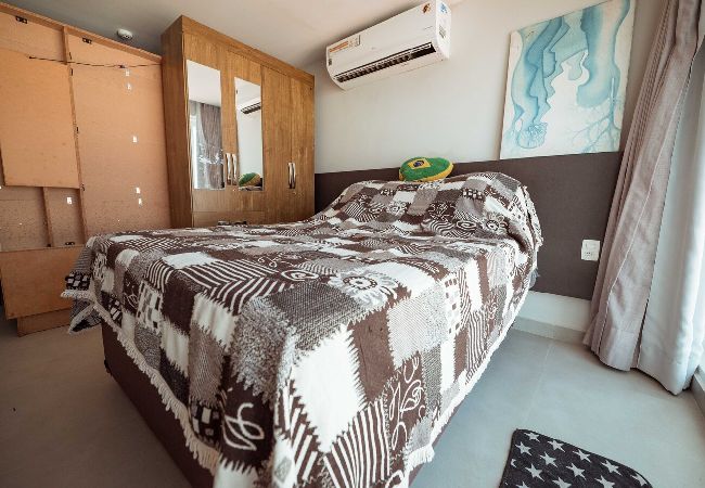 Apartamento em João Pessoa - Apto c ótima localização à 120m da praia de Tambaú Apartamento em João Pessoa - Apto c ótima localização à 120m da praia de Tambaú