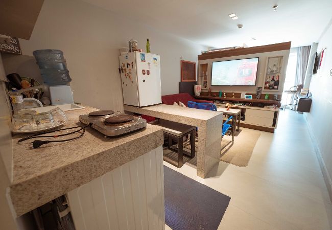 Apartamento em João Pessoa - Apto c ótima localização à 120m da praia de Tambaú Apartamento em João Pessoa - Apto c ótima localização à 120m da praia de Tambaú