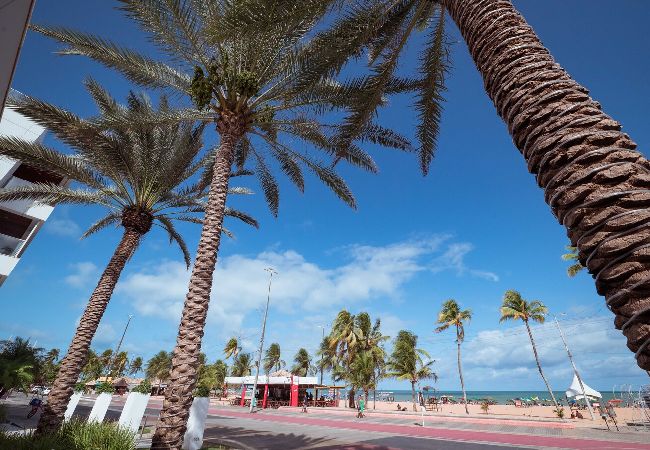 Apartamento em João Pessoa - Apto c ótima localização à 120m da praia de Tambaú Apartamento em João Pessoa - Apto c ótima localização à 120m da praia de Tambaú