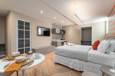 Apartamento em Rio de Janeiro - Charmoso Estúdio a Poucos Passos da Praia | CNJ Q6