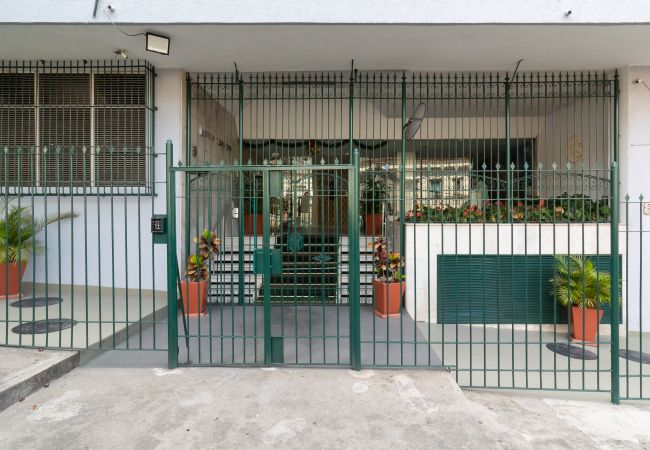 Apartamento em Rio de Janeiro - 4 minutos do Arcos da Lapa | SR1502   Apartamento em Rio de Janeiro - 4 minutos do Arcos da Lapa | SR1502