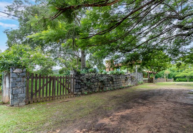 Casa em Miguel Pereira - Refúgio Perfeito em Miguel Pereira | AND61 Casa em Miguel Pereira - Refúgio Perfeito em Miguel Pereira | AND61