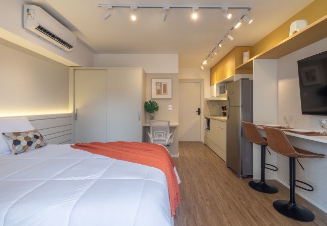 Estúdio em São Paulo - Studio Completo em Perdizes: PUC a um Passo, com Piscina e Fitness Estúdio em São Paulo - Studio Completo em Perdizes: PUC a um Passo, com Piscina e Fitness