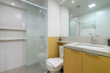 Estúdio em São Paulo - Studio Completo em Perdizes: PUC a um Passo, com Piscina e Fitness