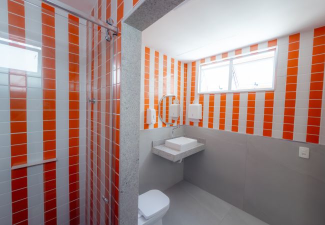 Apartamento em Rio de Janeiro - Vista para o Mar e Varanda com Banheira  | Q3 Apartamento em Rio de Janeiro - Vista para o Mar e Varanda com Banheira  | Q3