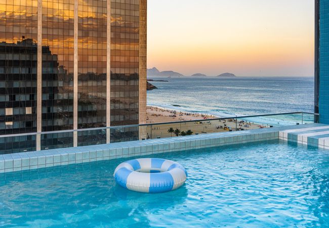 Apartamento em Rio de Janeiro - Vista para o Mar e Varanda com Banheira  | Q3 Apartamento em Rio de Janeiro - Vista para o Mar e Varanda com Banheira  | Q3