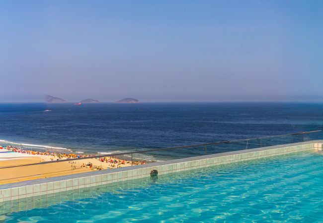 Apartamento em Rio de Janeiro - Vista para o Mar e Varanda com Banheira | Q20 Apartamento em Rio de Janeiro - Vista para o Mar e Varanda com Banheira | Q20