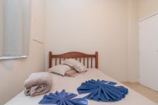 Apartamento em Rio de Janeiro - Sam403|2 quartos no Leme a 2 minutos a pé da praia