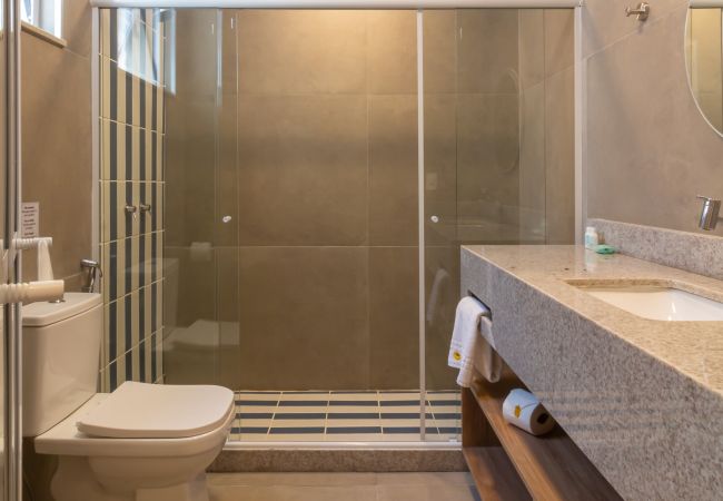 Apartamento em Rio de Janeiro - Acolhedor a Poucos Passos de Praia de Copacabana | Q24 Apartamento em Rio de Janeiro - Acolhedor a Poucos Passos de Praia de Copacabana | Q24