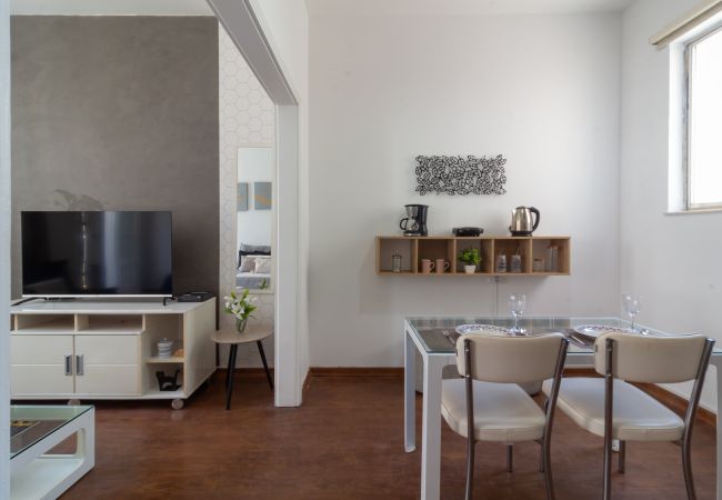 Apartamento em Rio de Janeiro - Refúgio em Copacabana para dois | NSC1011  Apartamento em Rio de Janeiro - Refúgio em Copacabana para dois | NSC1011