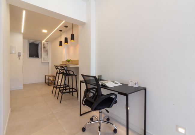 Apartamento em Rio de Janeiro - Aconchegante em Copacabana para Dois | PJ909 Apartamento em Rio de Janeiro - Aconchegante em Copacabana para Dois | PJ909