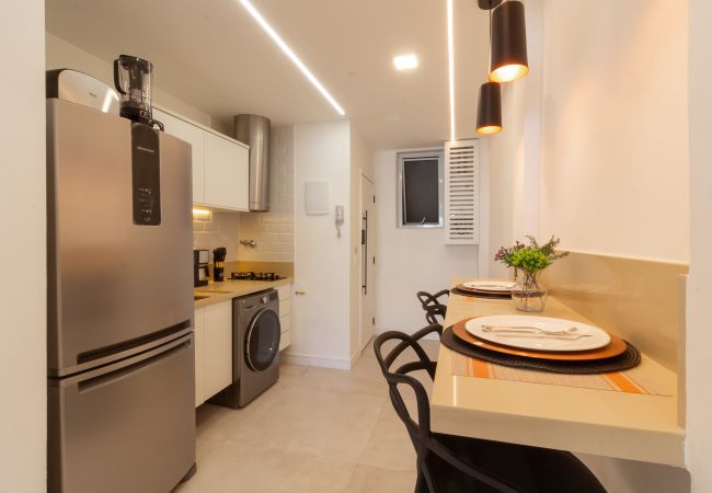 Apartamento em Rio de Janeiro - Aconchegante em Copacabana para Dois | PJ909 Apartamento em Rio de Janeiro - Aconchegante em Copacabana para Dois | PJ909