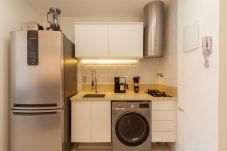 Apartamento em Rio de Janeiro - Aconchegante em Copacabana para Dois | PJ909