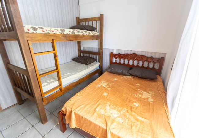 Apartamento em Praia Grande -  Apto a 260m do mar com ar-condicionado e Wi-Fi Apartamento em Praia Grande -  Apto a 260m do mar com ar-condicionado e Wi-Fi