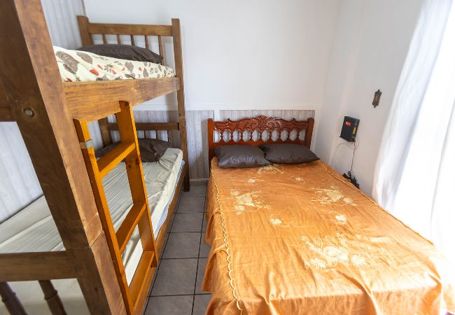 Apartamento em Praia Grande -  Apto a 260m do mar com ar-condicionado e Wi-Fi Apartamento em Praia Grande -  Apto a 260m do mar com ar-condicionado e Wi-Fi