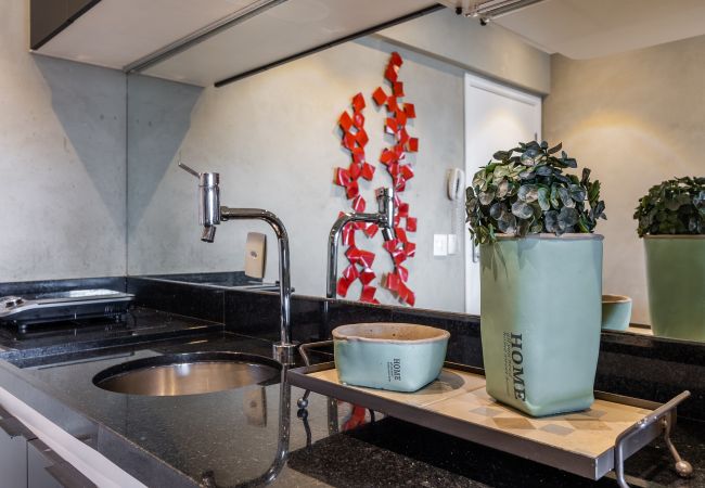 Estúdio em São Paulo - 4hóspedes, piscina, garagem e sauna Estúdio em São Paulo - 4hóspedes, piscina, garagem e sauna