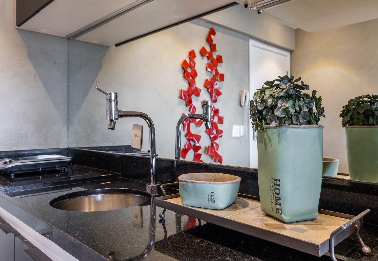 Estúdio em São Paulo - 4hóspedes, piscina, garagem e sauna Estúdio em São Paulo - 4hóspedes, piscina, garagem e sauna