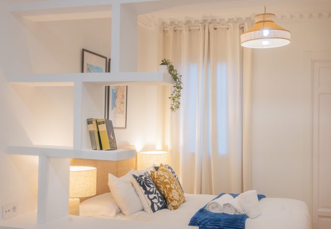 Apartamento em Madrid - Ático con extraordinaria Terraza - Centro -Lujo - Alturas con sabor Mediterráneo Apartamento em Madrid - Ático con extraordinaria Terraza - Centro -Lujo - Alturas con sabor Mediterráneo