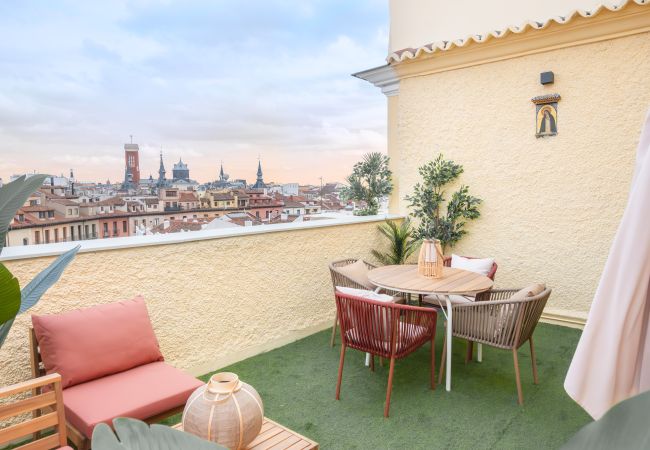 Apartamento em Madrid - Ático con extraordinaria Terraza - Centro -Lujo - Alturas con sabor Mediterráneo Apartamento em Madrid - Ático con extraordinaria Terraza - Centro -Lujo - Alturas con sabor Mediterráneo