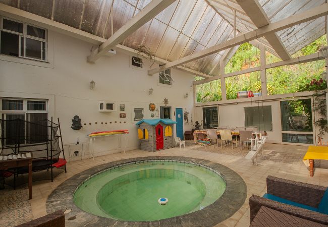 Casa em Guaramiranga - Chácara completa c/ Wifi, piscina, sauna, churrasq Casa em Guaramiranga - Chácara completa c/ Wifi, piscina, sauna, churrasq