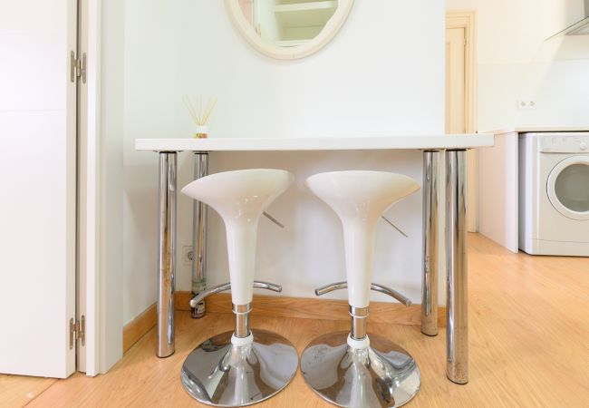 Apartamento em Madrid - Charmartin 4 Torres: 2 dormitorios ideal para familias y viajeros de negocios .Temporal Apartamento em Madrid - Charmartin 4 Torres: 2 dormitorios ideal para familias y viajeros de negocios .Temporal