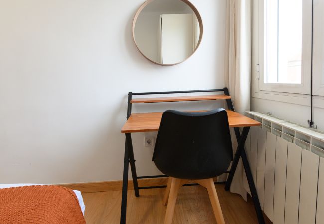 Apartamento em Madrid - Charmartin 4 Torres: 2 dormitorios ideal para familias y viajeros de negocios .Temporal Apartamento em Madrid - Charmartin 4 Torres: 2 dormitorios ideal para familias y viajeros de negocios .Temporal