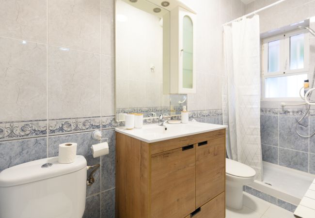 Apartamento em Madrid - Charmartin 4 Torres: 2 dormitorios ideal para familias y viajeros de negocios .Temporal Apartamento em Madrid - Charmartin 4 Torres: 2 dormitorios ideal para familias y viajeros de negocios .Temporal