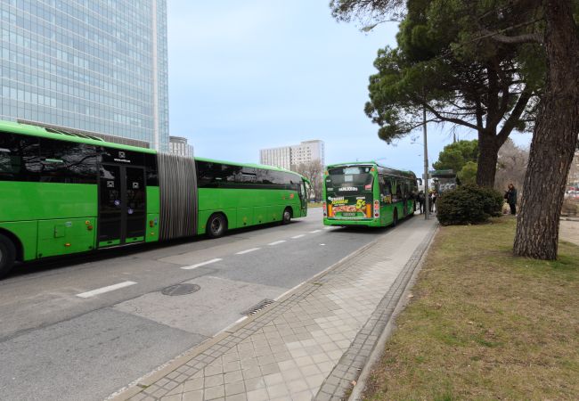 Apartamento em Madrid - Charmartin 4 Torres: 2 dormitorios ideal para familias y viajeros de negocios .Temporal Apartamento em Madrid - Charmartin 4 Torres: 2 dormitorios ideal para familias y viajeros de negocios .Temporal