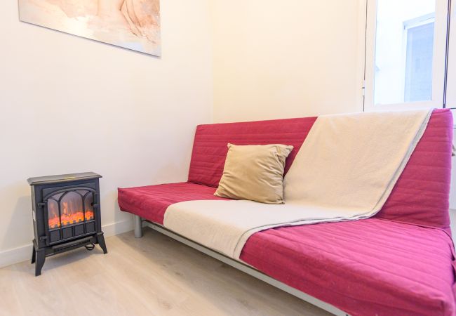 Apartamento em Madrid - Acogedor piso de 1 dormitorio a poco metros del centro de la Ciudad .Temporal Apartamento em Madrid - Acogedor piso de 1 dormitorio a poco metros del centro de la Ciudad .Temporal