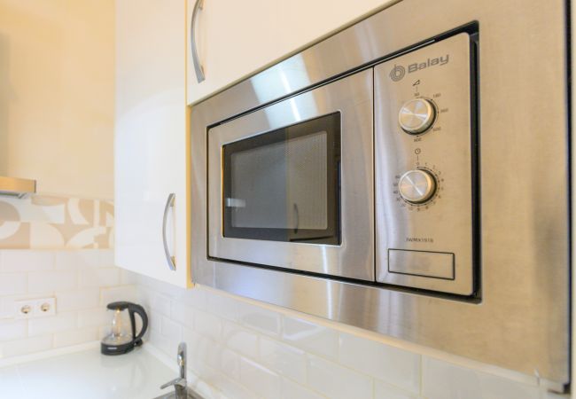 Apartamento em Madrid - Acogedor piso de 1 dormitorio a poco metros del centro de la Ciudad .Temporal Apartamento em Madrid - Acogedor piso de 1 dormitorio a poco metros del centro de la Ciudad .Temporal