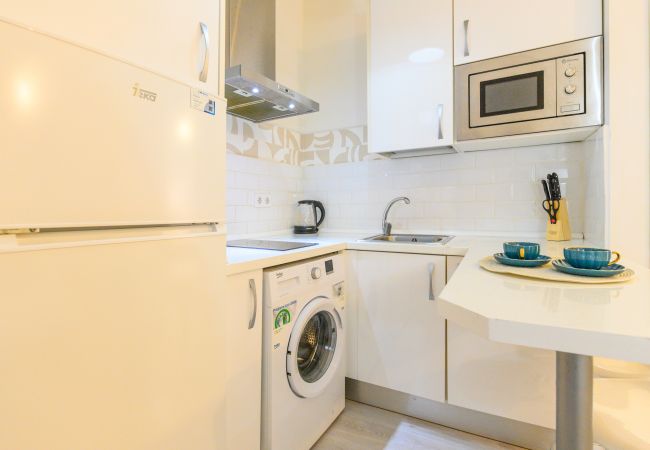 Apartamento em Madrid - Acogedor piso de 1 dormitorio a poco metros del centro de la Ciudad .Temporal Apartamento em Madrid - Acogedor piso de 1 dormitorio a poco metros del centro de la Ciudad .Temporal