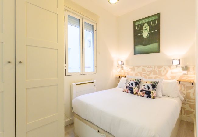 Apartamento em Madrid - Acogedor piso de 1 dormitorio a poco metros del centro de la Ciudad .Temporal Apartamento em Madrid - Acogedor piso de 1 dormitorio a poco metros del centro de la Ciudad .Temporal
