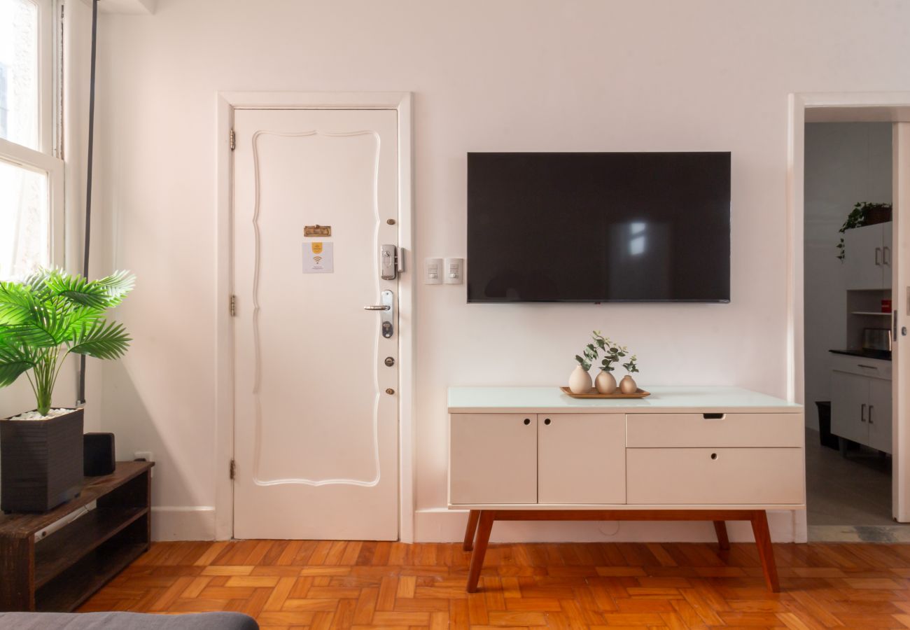 Apartamento em Rio de Janeiro - Sofisticado a Poucos Passos da Lagoa | SB301 Apartamento em Rio de Janeiro - Sofisticado a Poucos Passos da Lagoa | SB301