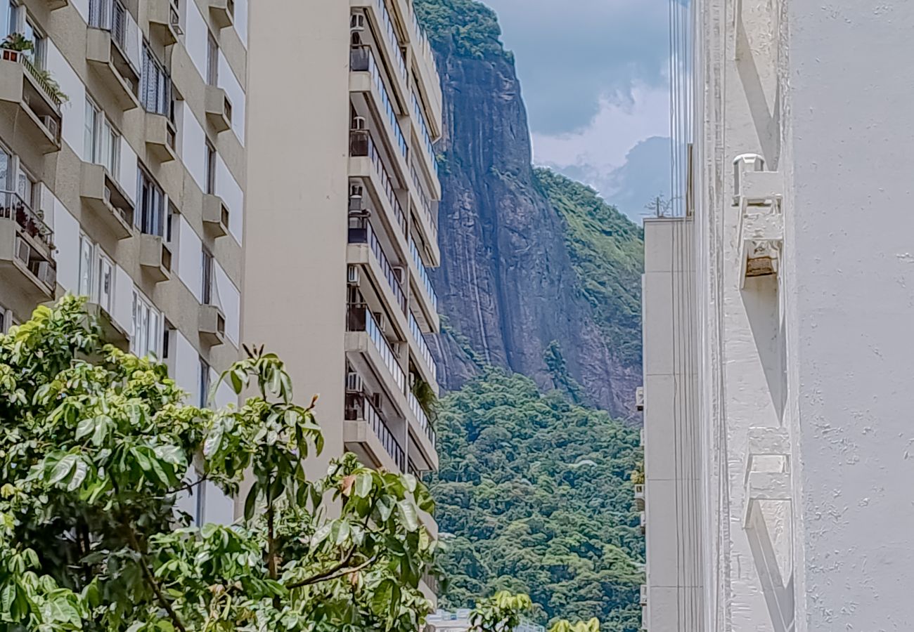 Apartamento em Rio de Janeiro - Sofisticado a Poucos Passos da Lagoa | SB301 Apartamento em Rio de Janeiro - Sofisticado a Poucos Passos da Lagoa | SB301