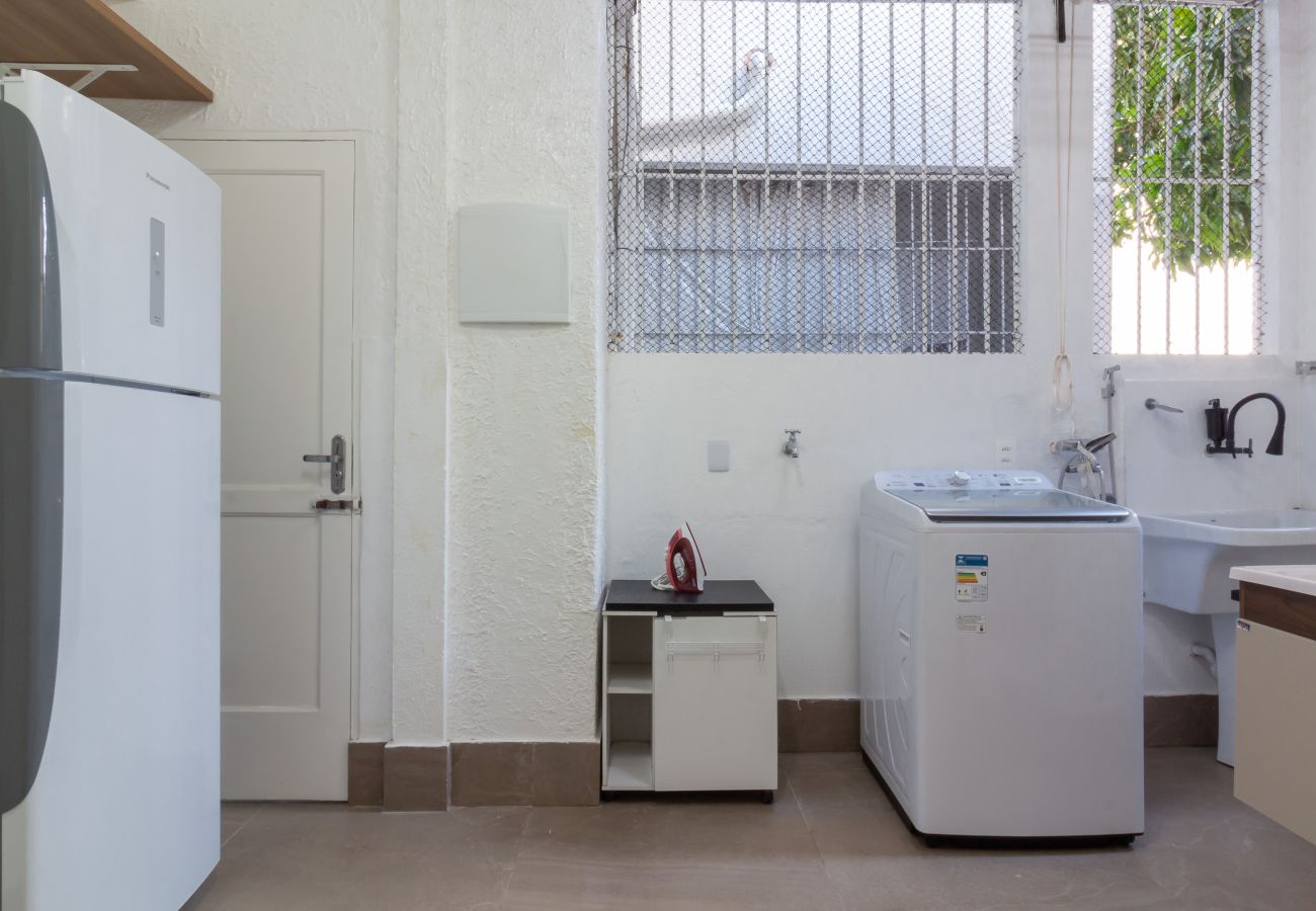 Apartamento em Rio de Janeiro - Sofisticado a Poucos Passos da Lagoa | SB301 Apartamento em Rio de Janeiro - Sofisticado a Poucos Passos da Lagoa | SB301