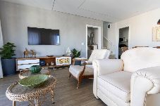 Apartamento em Guarujá - Cobertura Duplex com piscina a 200m da Praia